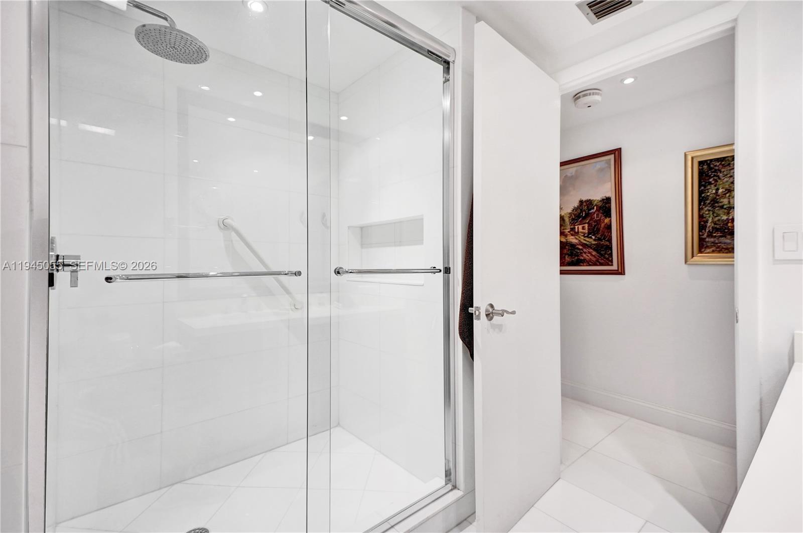 HAMPTONS WEST - Residential