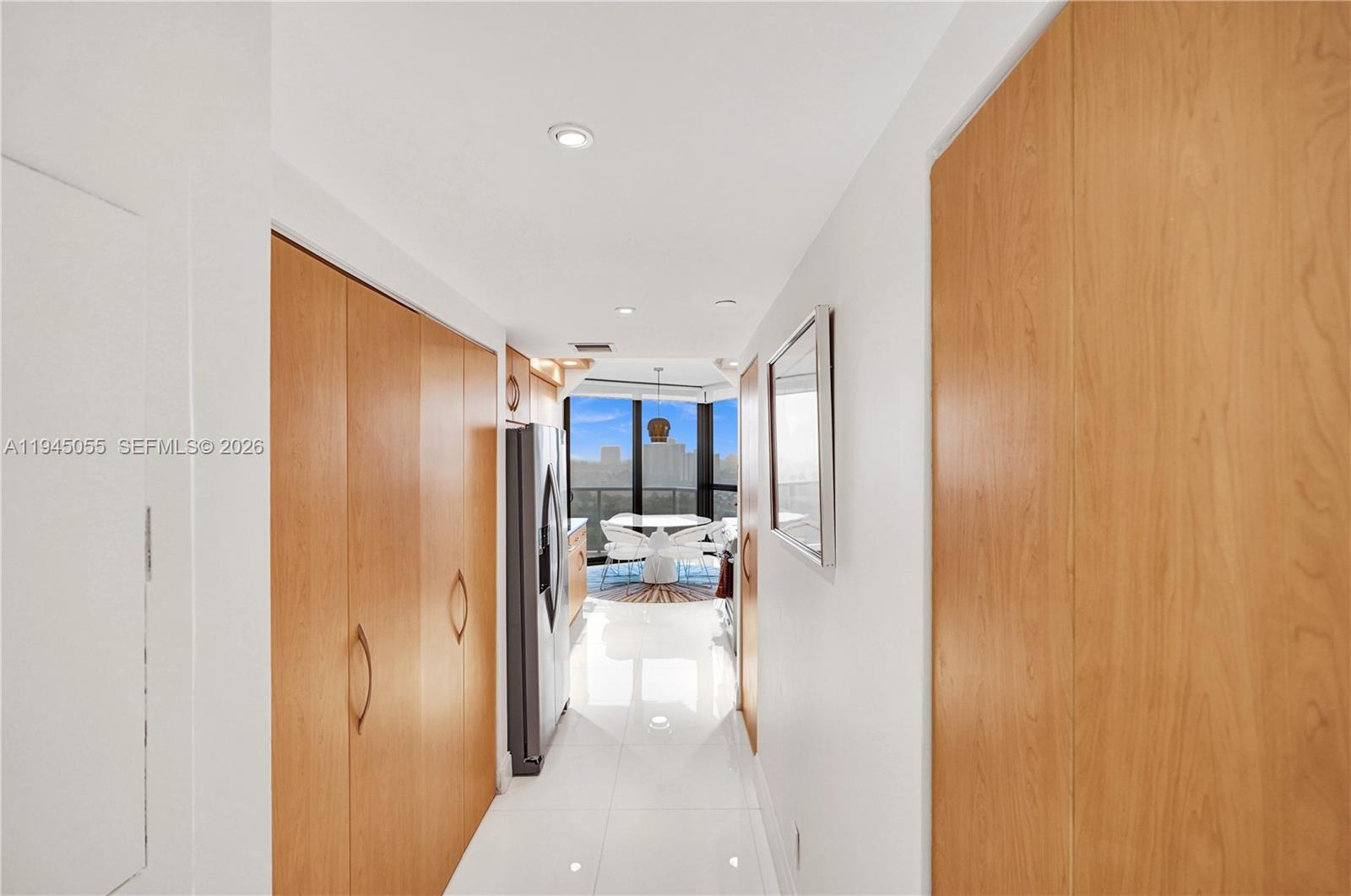 HAMPTONS WEST - Residential