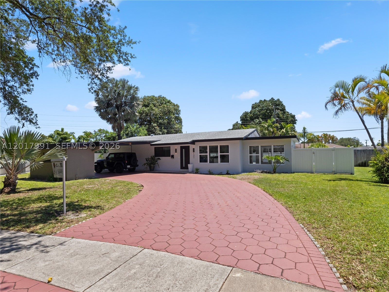421 S 56th Ter
