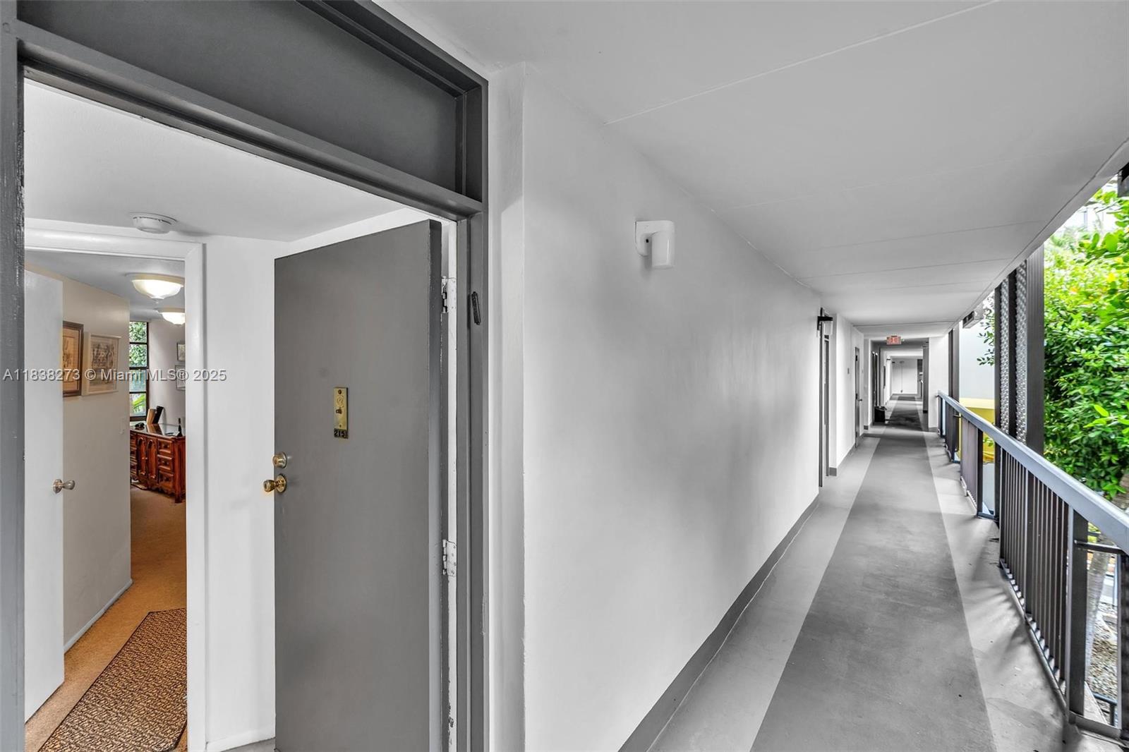 BISCAYA IV CONDO - Residential