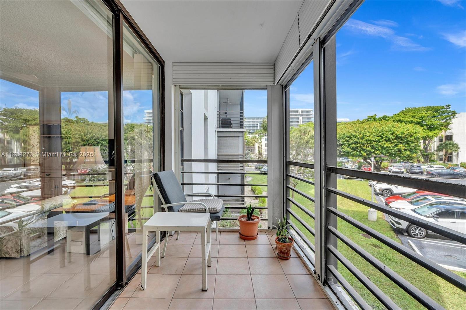 BISCAYA IV CONDO - Residential