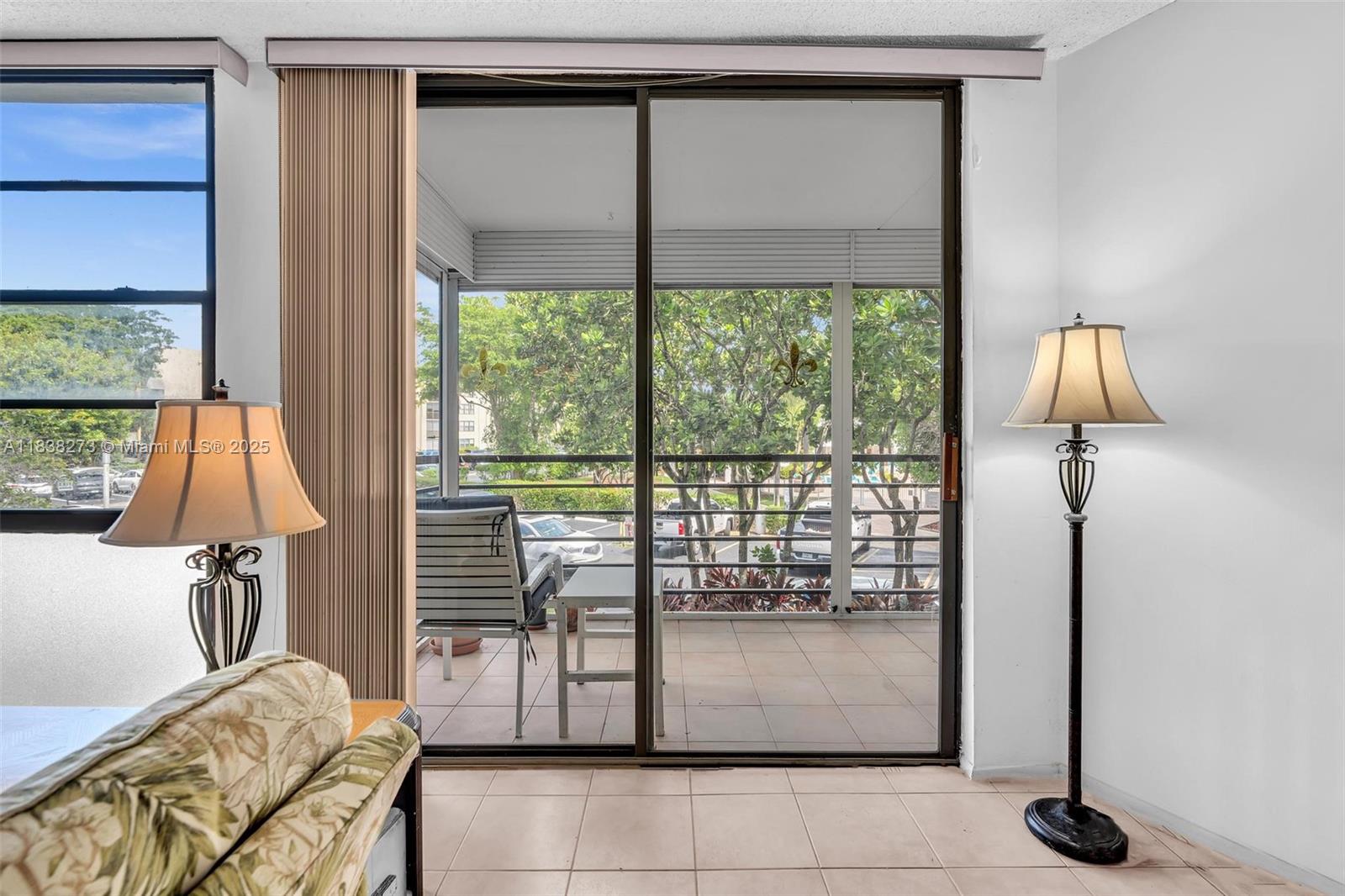 BISCAYA IV CONDO - Residential