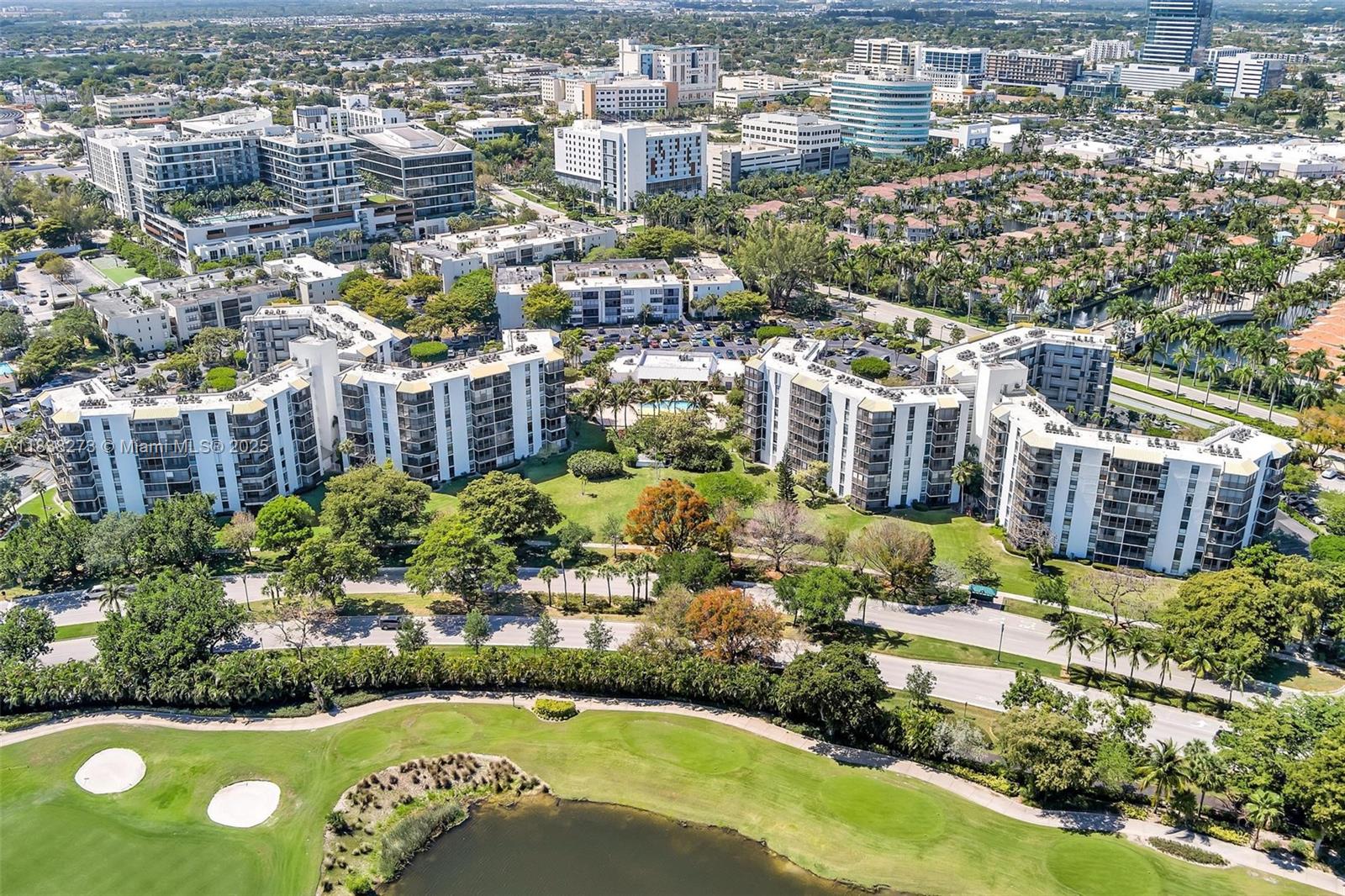 BISCAYA IV CONDO - Residential