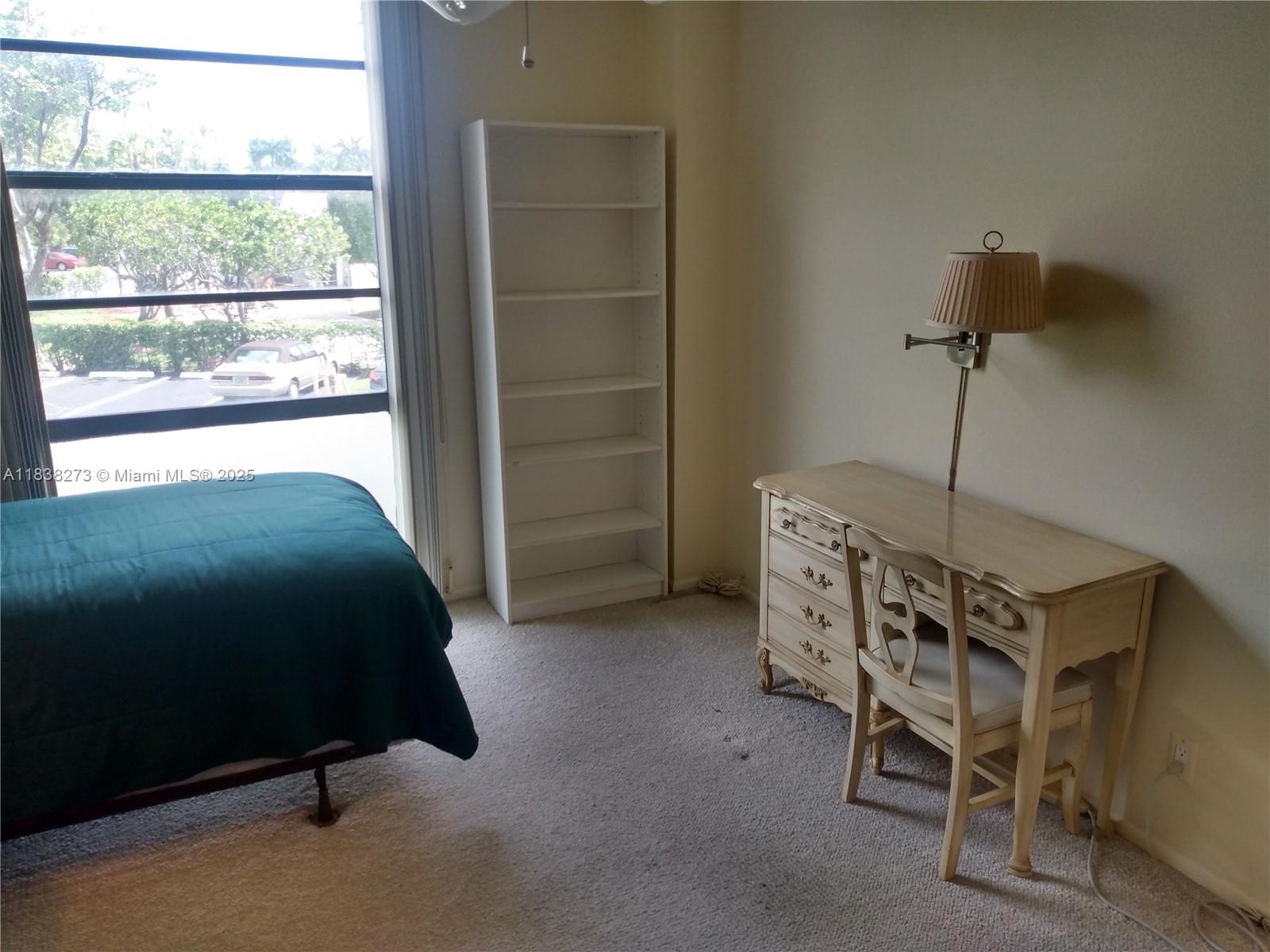BISCAYA IV CONDO - Residential