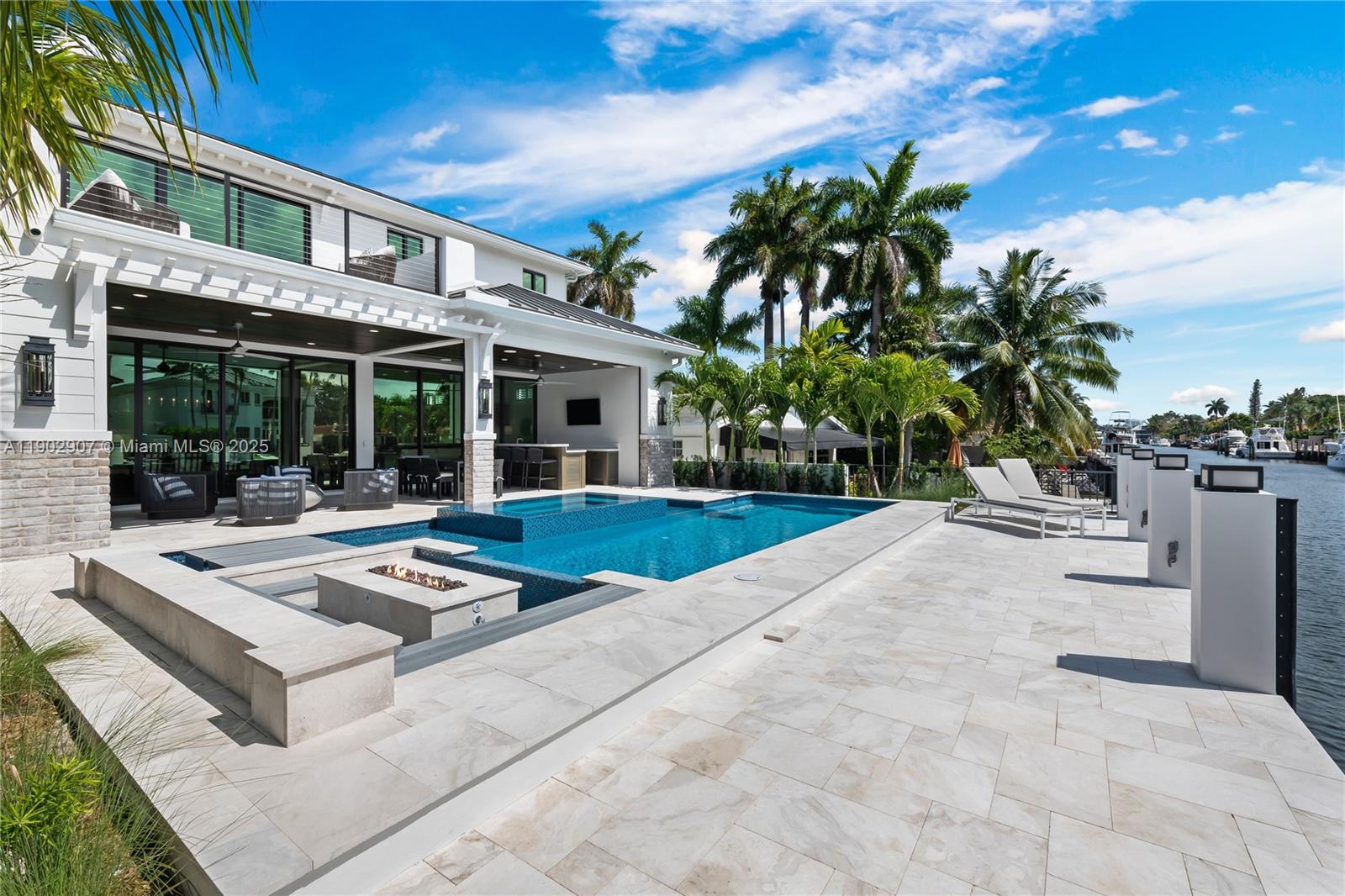 Las Olas Isles - Residential