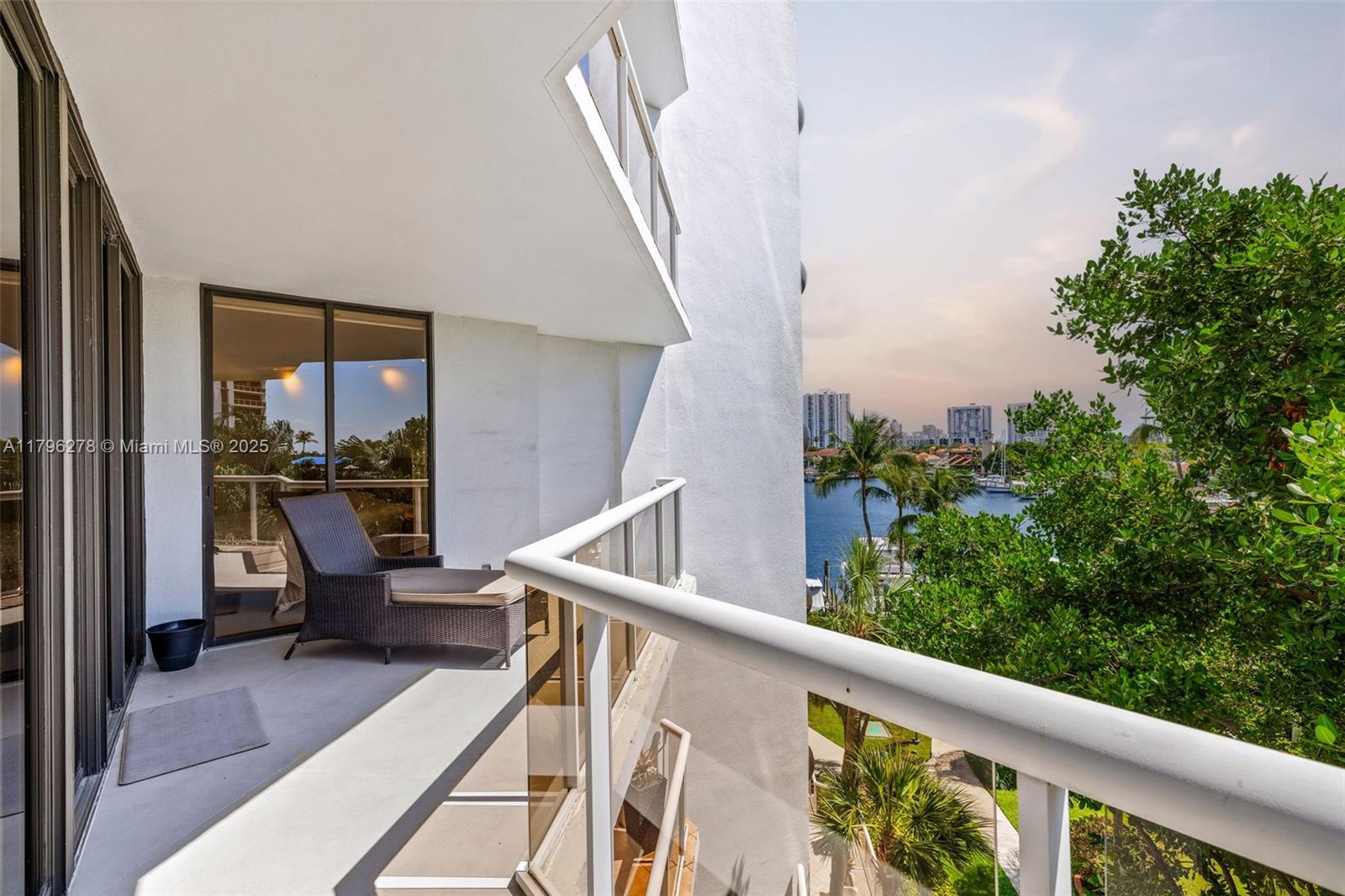 PORTSVIEW @ THE WATERWAYS - Residential Lease