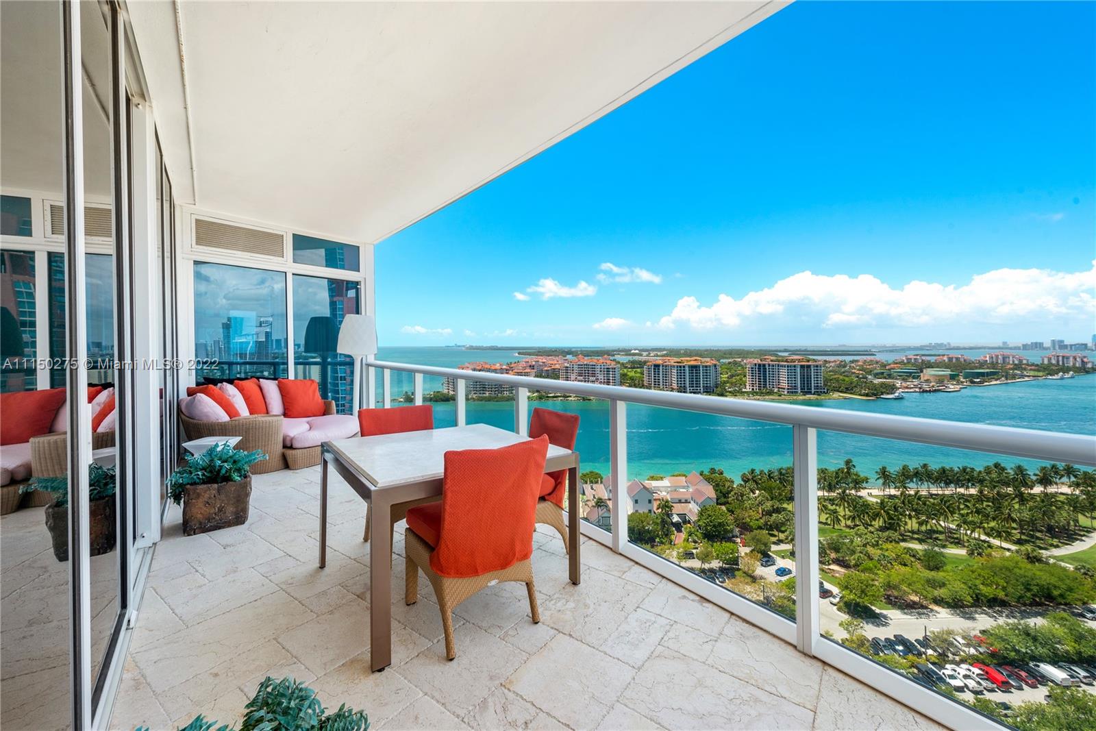 CONTINUUM ON SOUTH BEACH - Residential