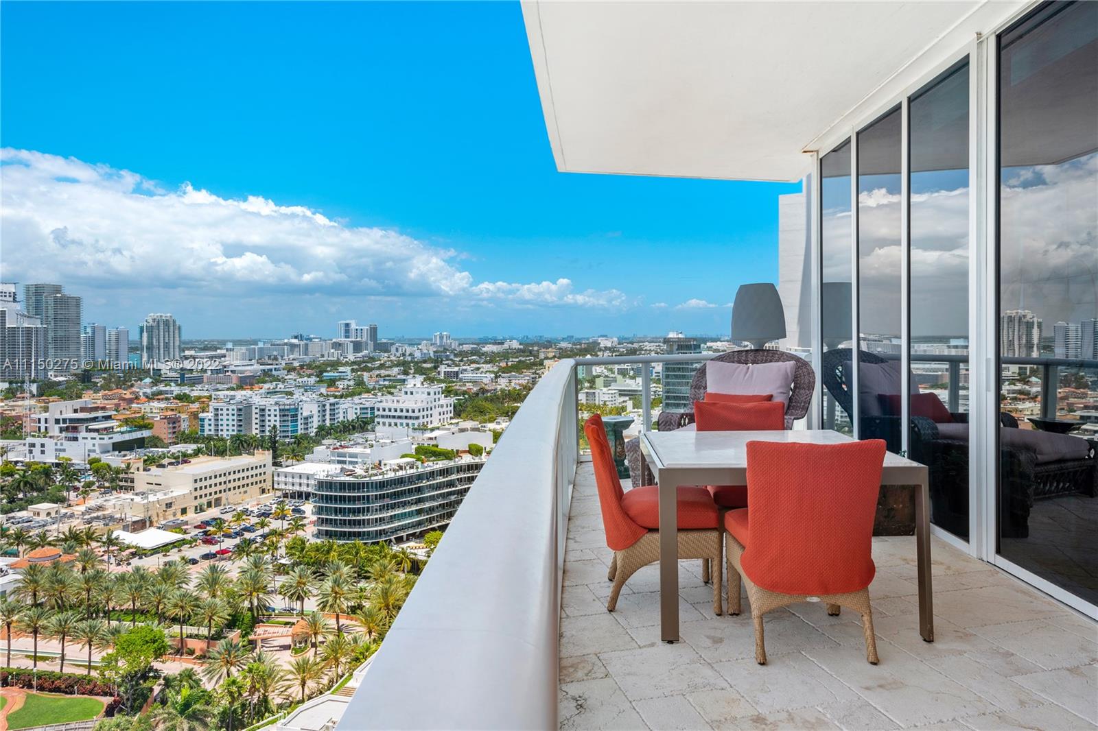 CONTINUUM ON SOUTH BEACH - Residential