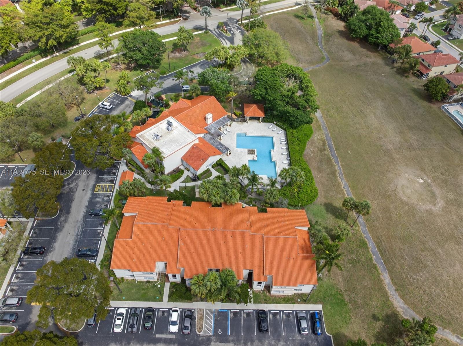 3390 N Pinewalk Dr N 1026