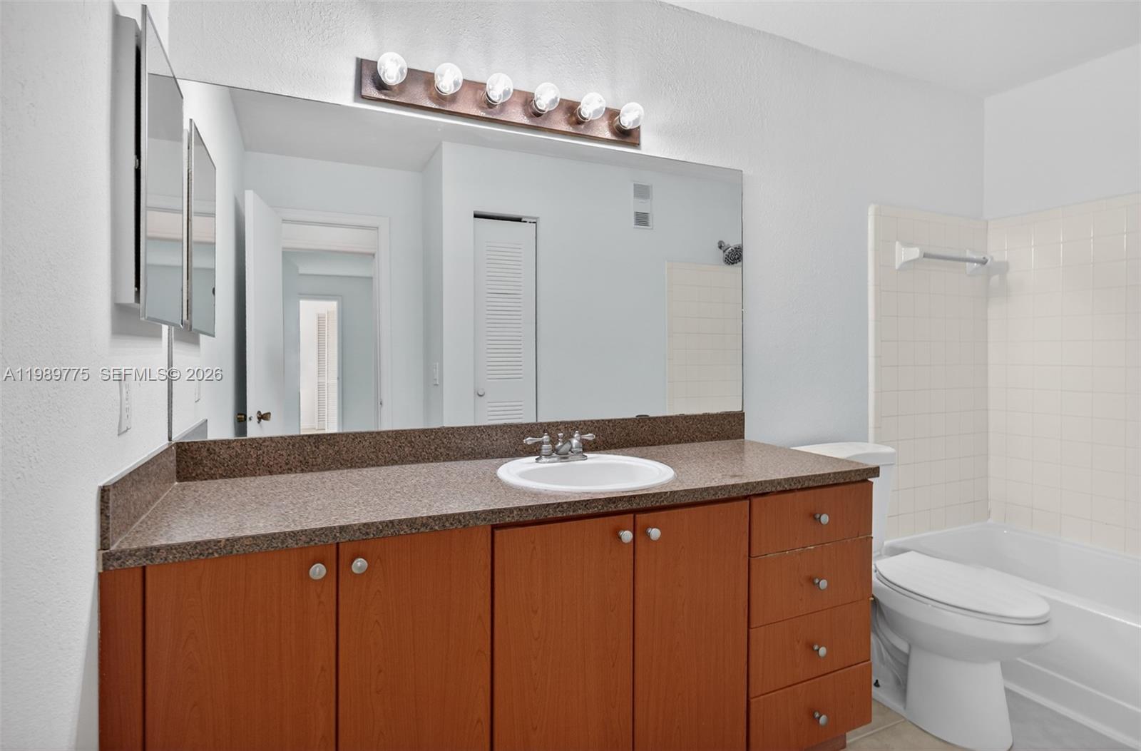 CORAL KEY CONDO - Residential