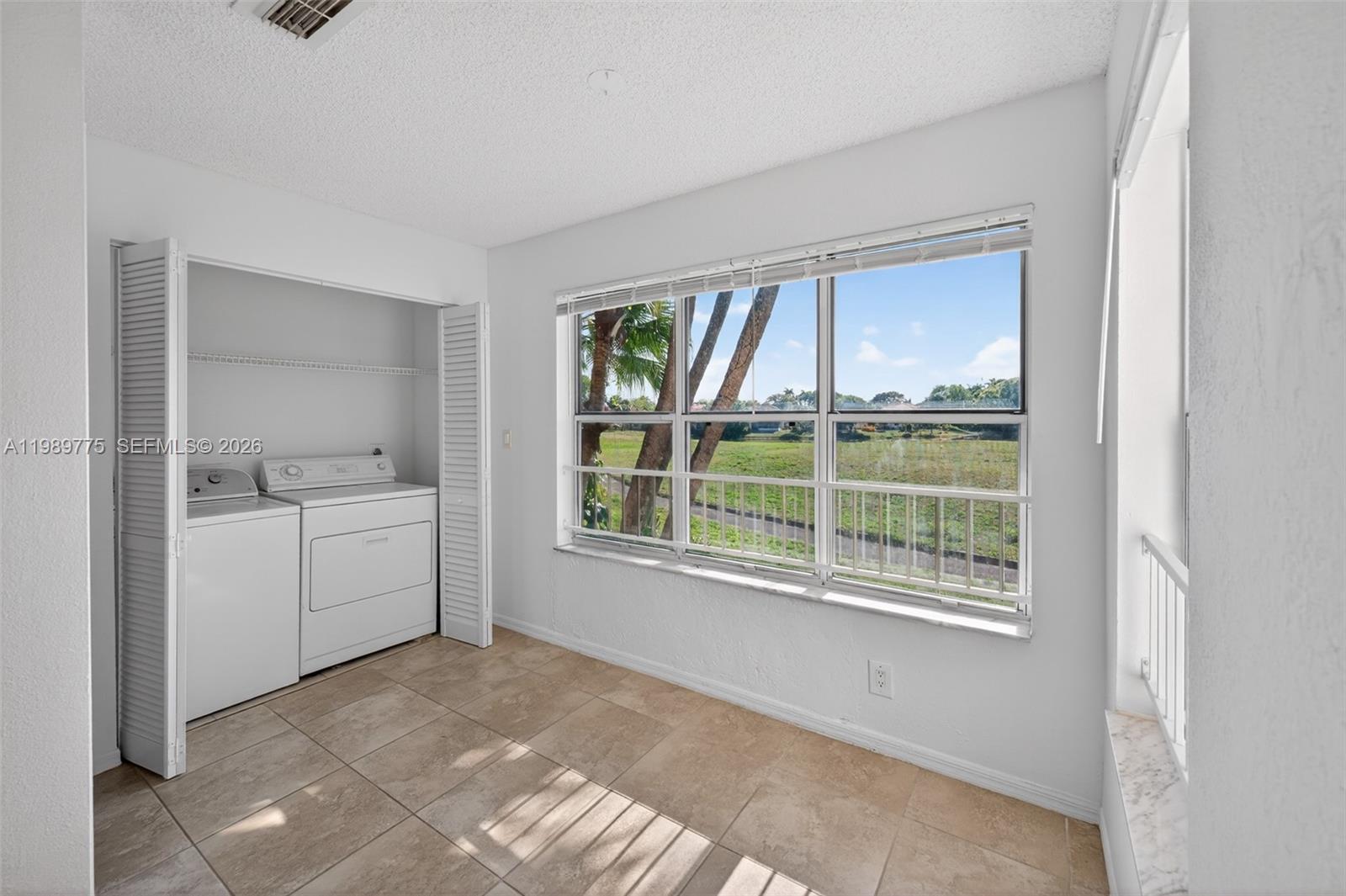 CORAL KEY CONDO - Residential