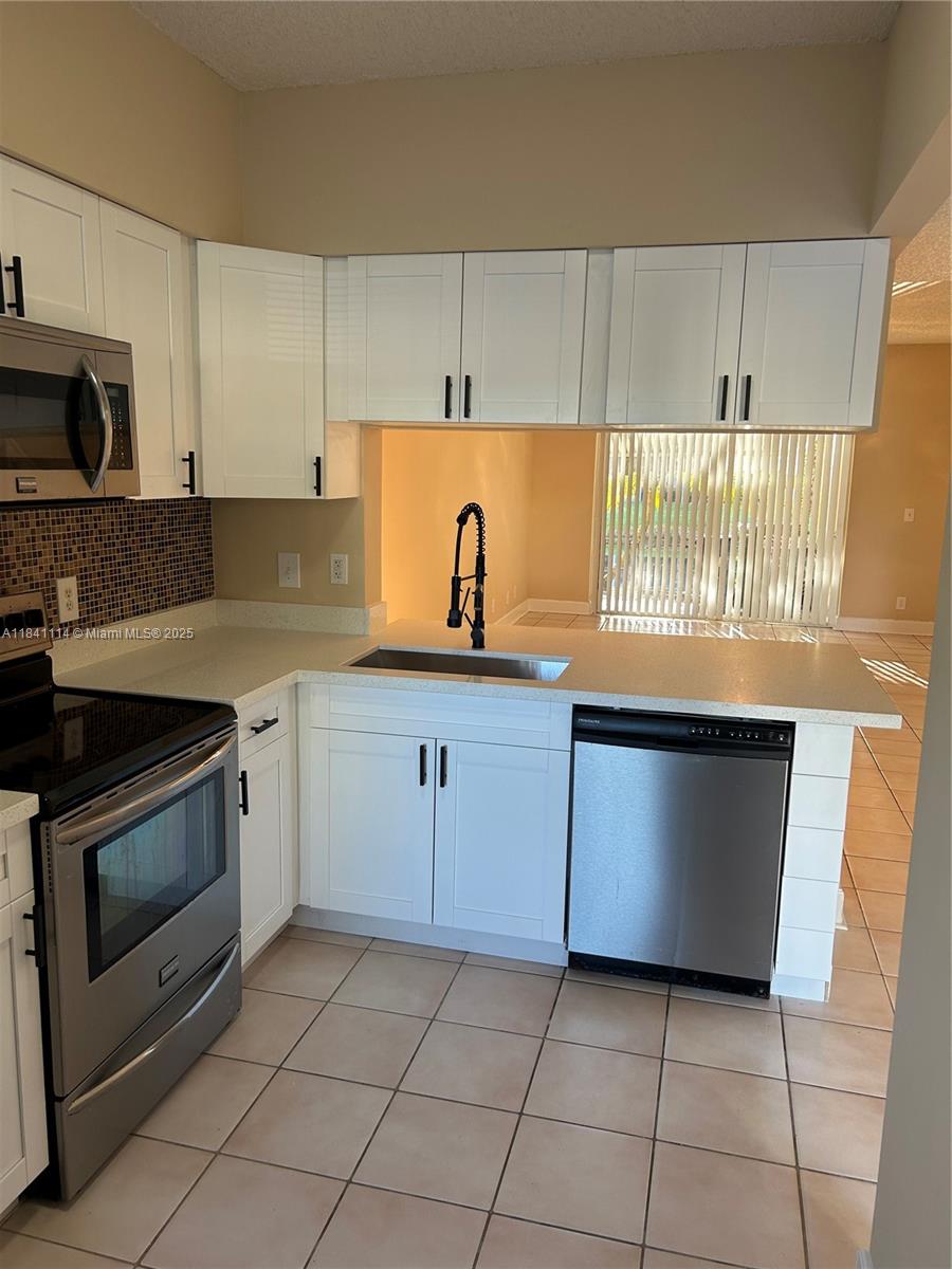 16609 Hemingway Dr 16609