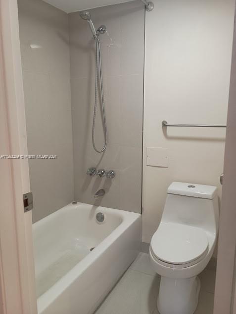 ENSENADA CONDO BLDG E-II - Residential Lease