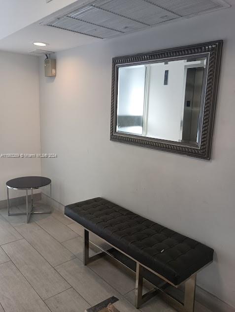 ENSENADA CONDO BLDG E-II - Residential Lease