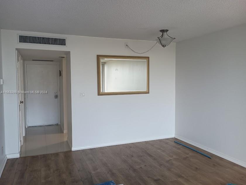 ENSENADA CONDO BLDG E-II - Residential Lease
