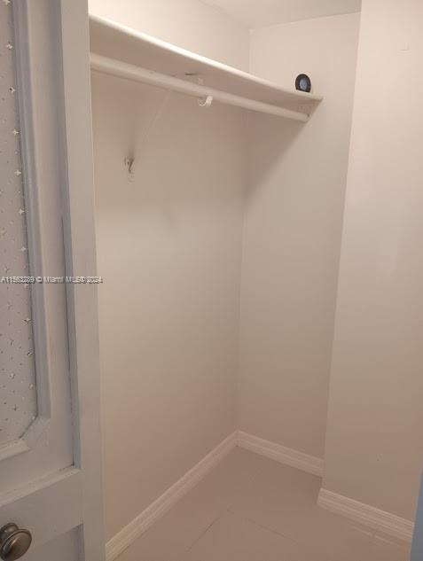 ENSENADA CONDO BLDG E-II - Residential Lease