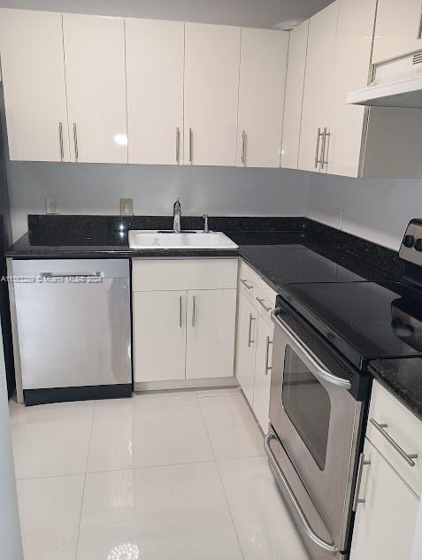 ENSENADA CONDO BLDG E-II - Residential Lease