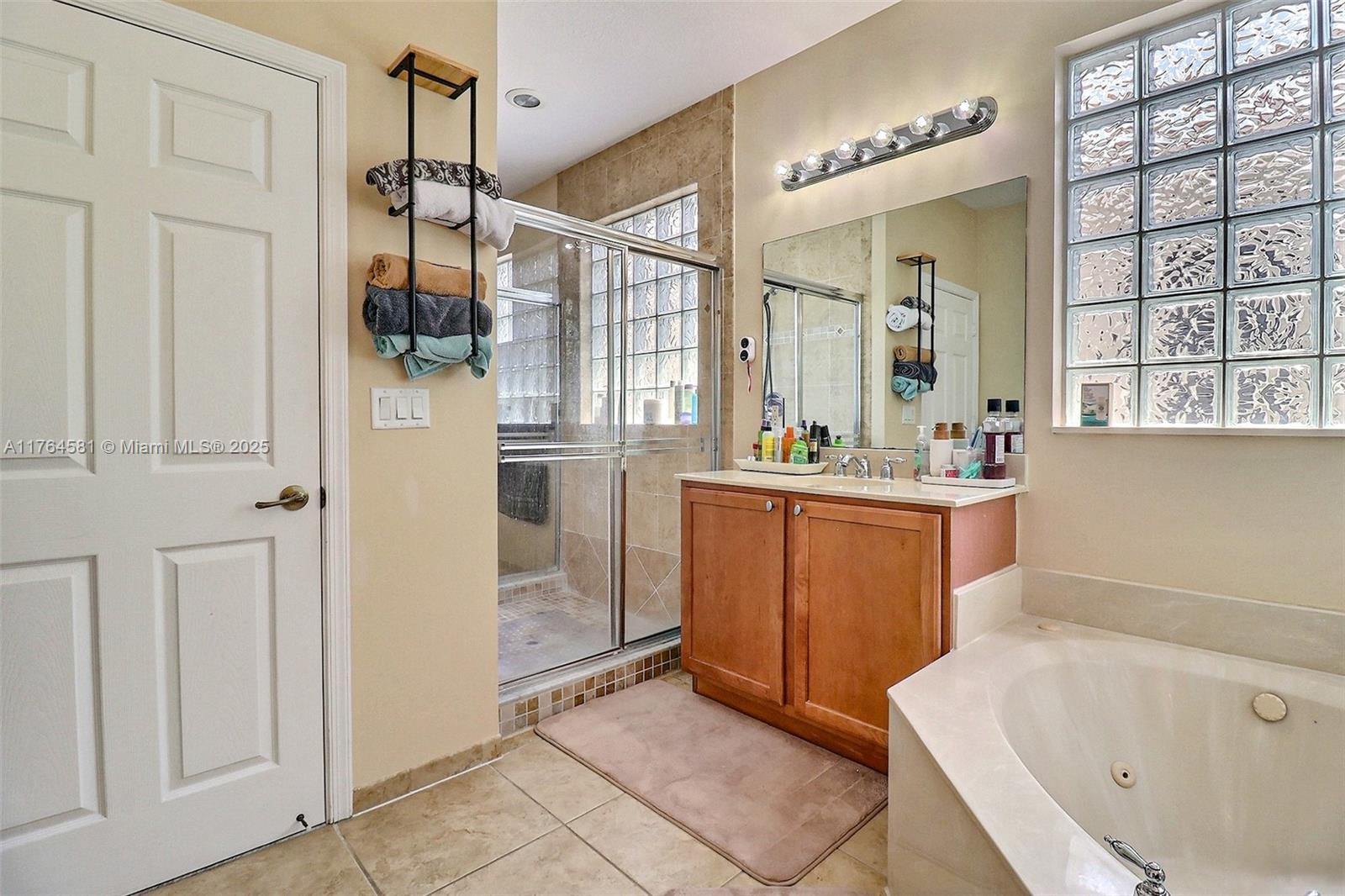 PALMYRA ESTATES - Residential