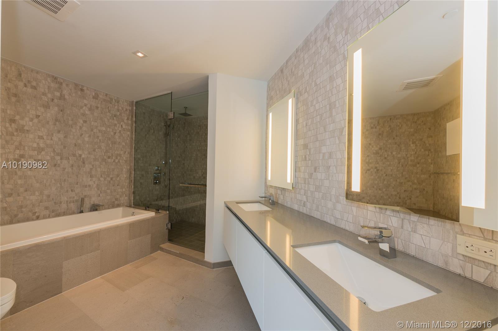 Brickell City Center Rise - Residential Lease