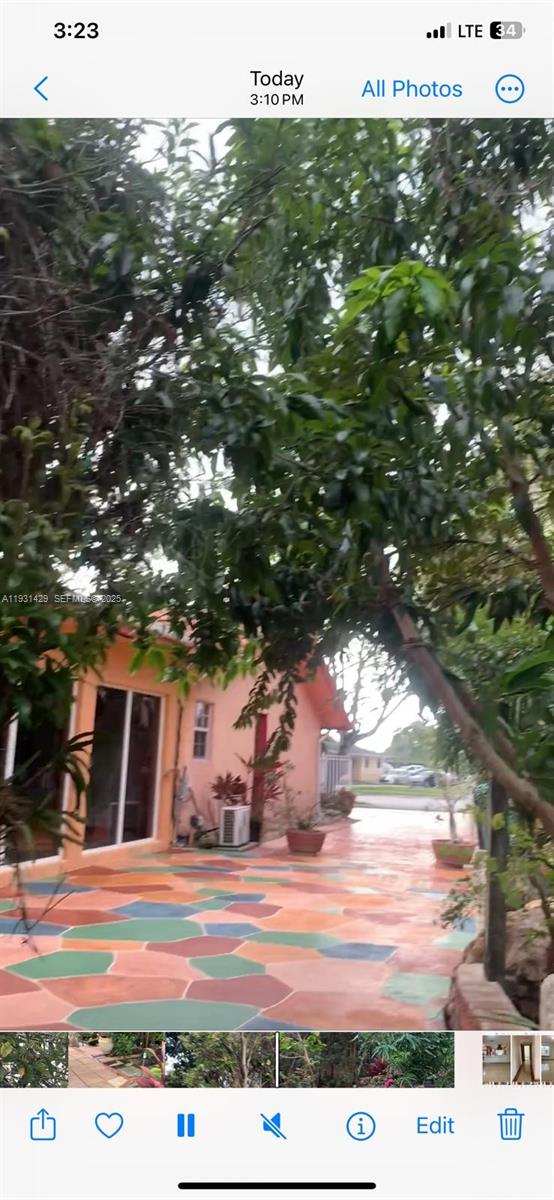 WESTWOOD LAKE 6TH ADDN - Residential