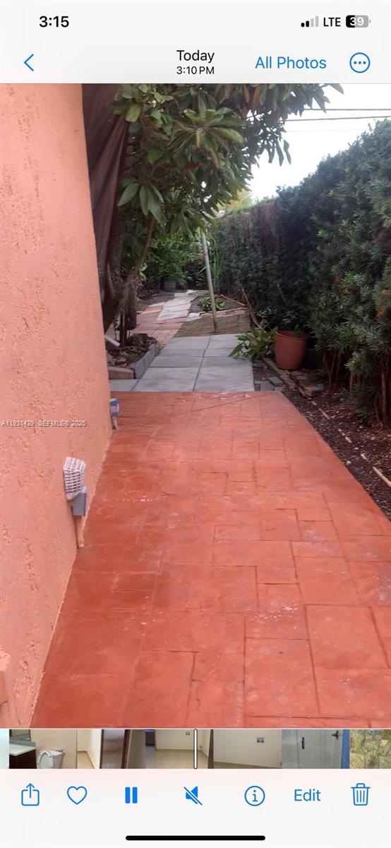 WESTWOOD LAKE 6TH ADDN - Residential