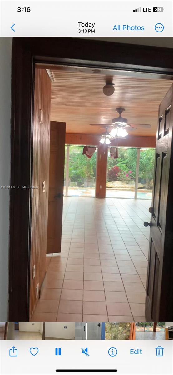 WESTWOOD LAKE 6TH ADDN - Residential