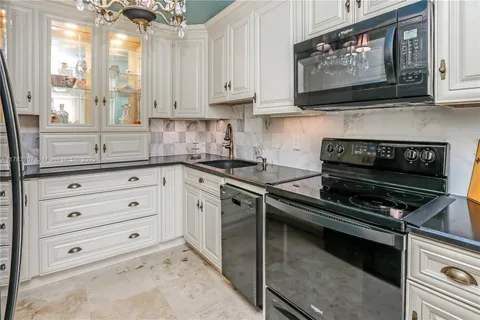 MLS: A11783267