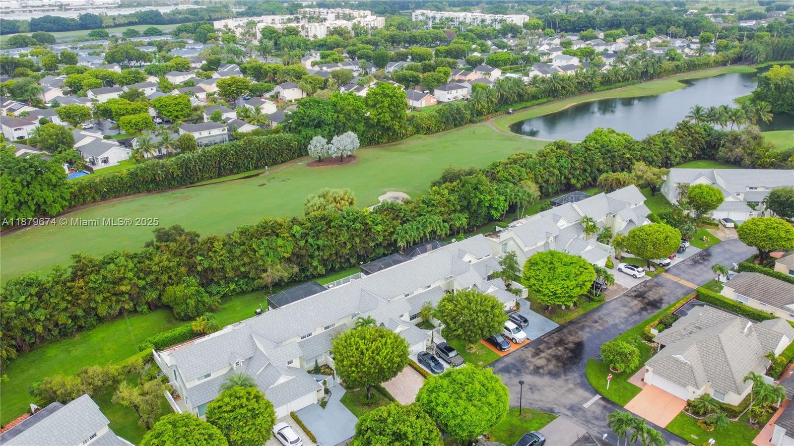 DORAL WOODS - Residential