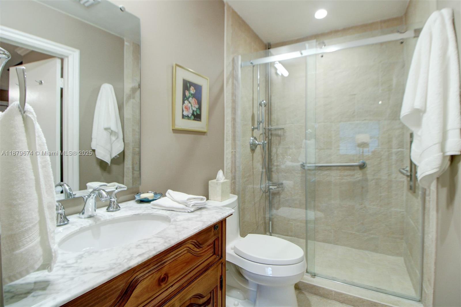 DORAL WOODS - Residential