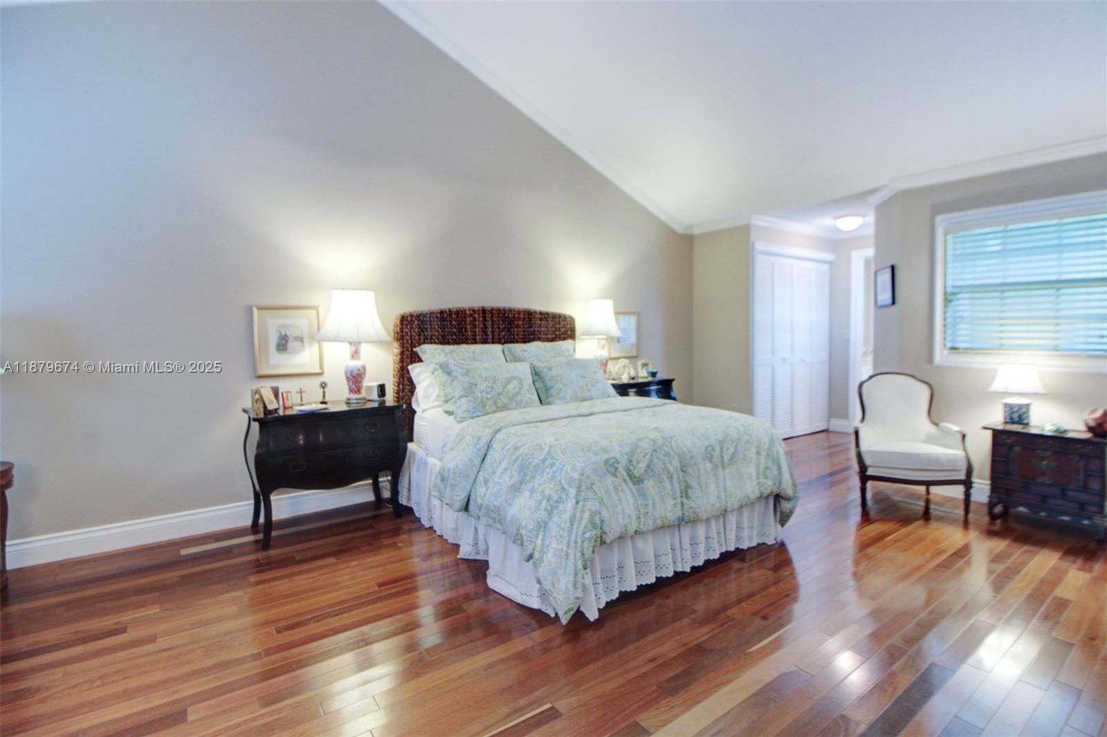 DORAL WOODS - Residential