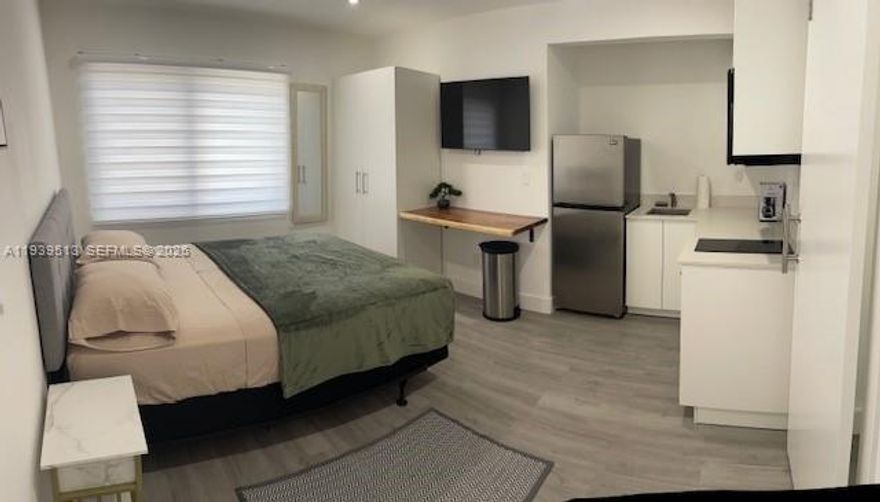 Modern studio blocks from Brikcell city center. furnished or unfurnished, one parking , laundry room in the same floor. includes water, electricity, Internet and one parking. One month depositand first month to move in.