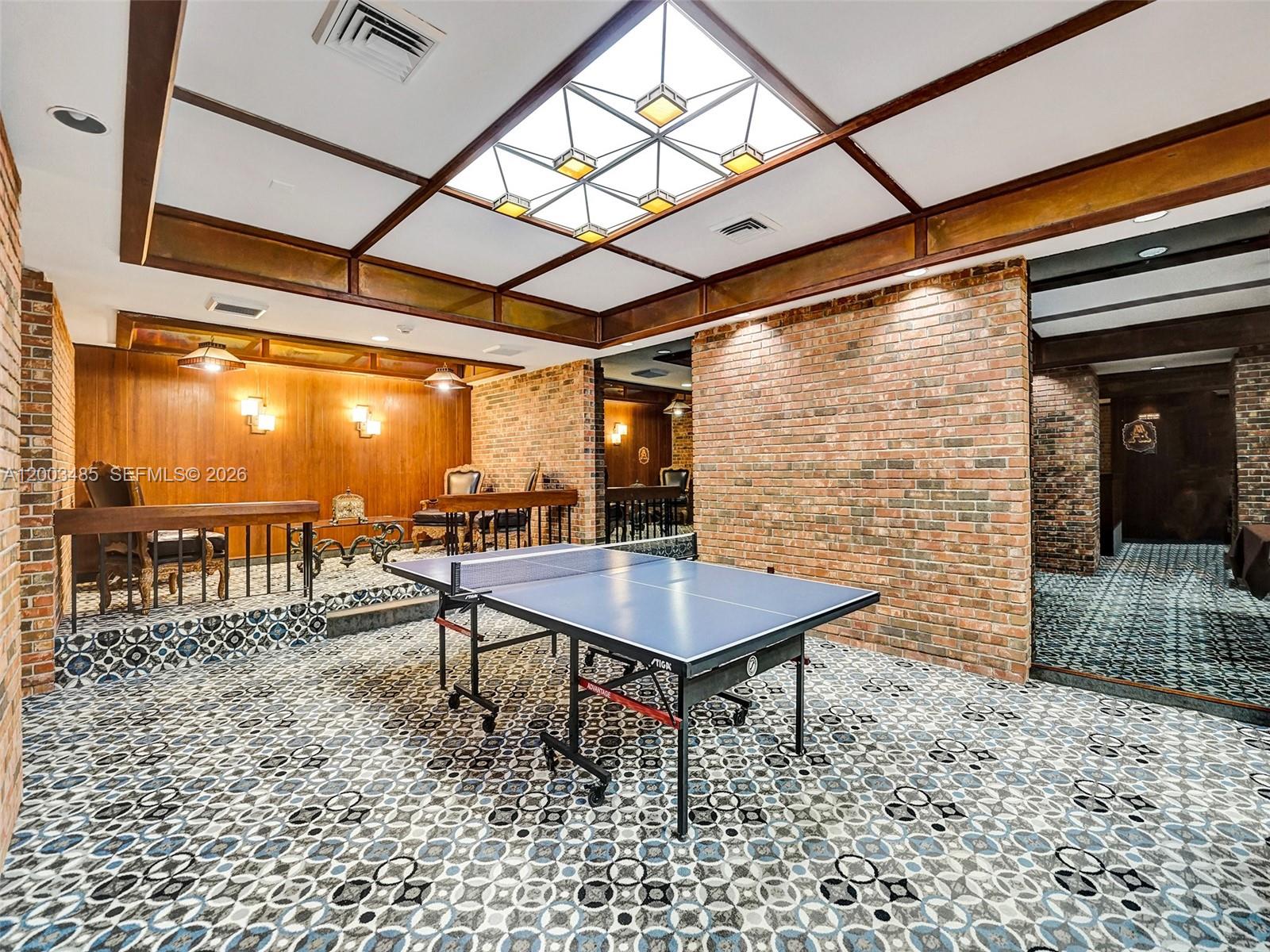 AQUARIUS CONDO - Residential