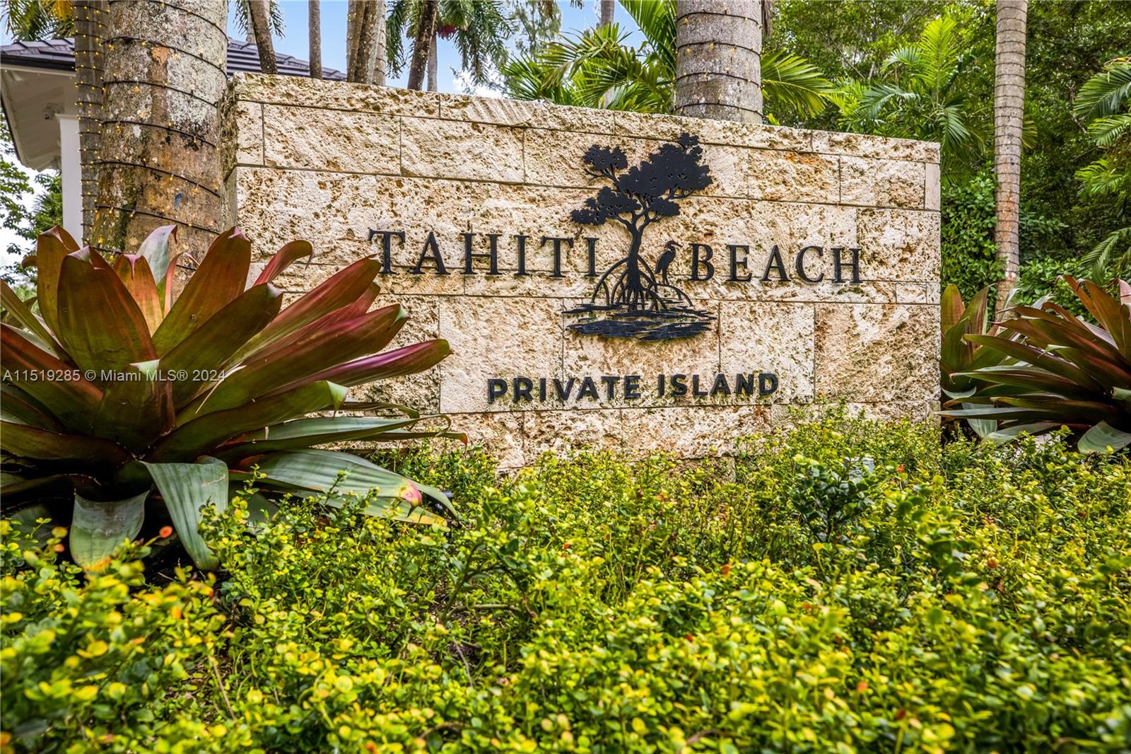 27 Tahiti Beach Island Rd, Coral Gables, Broward County, Florida - 6 Bedrooms  
7 Bathrooms - 