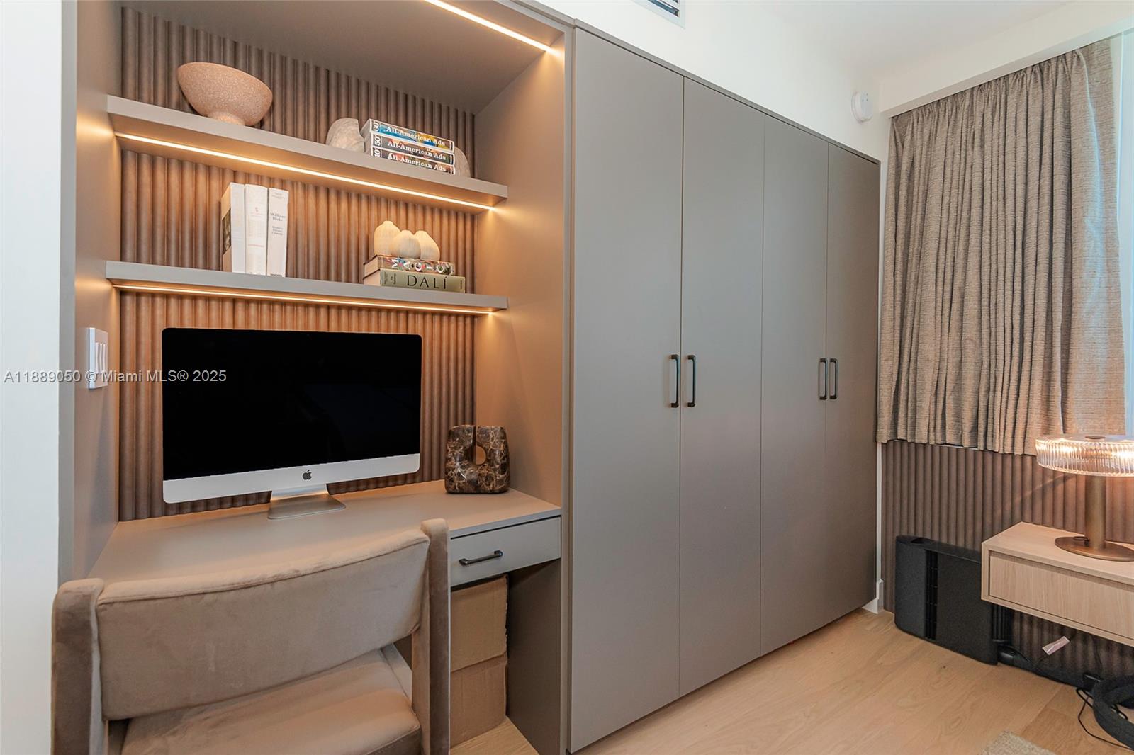 RONEY PALACE CONDO - Residential Lease