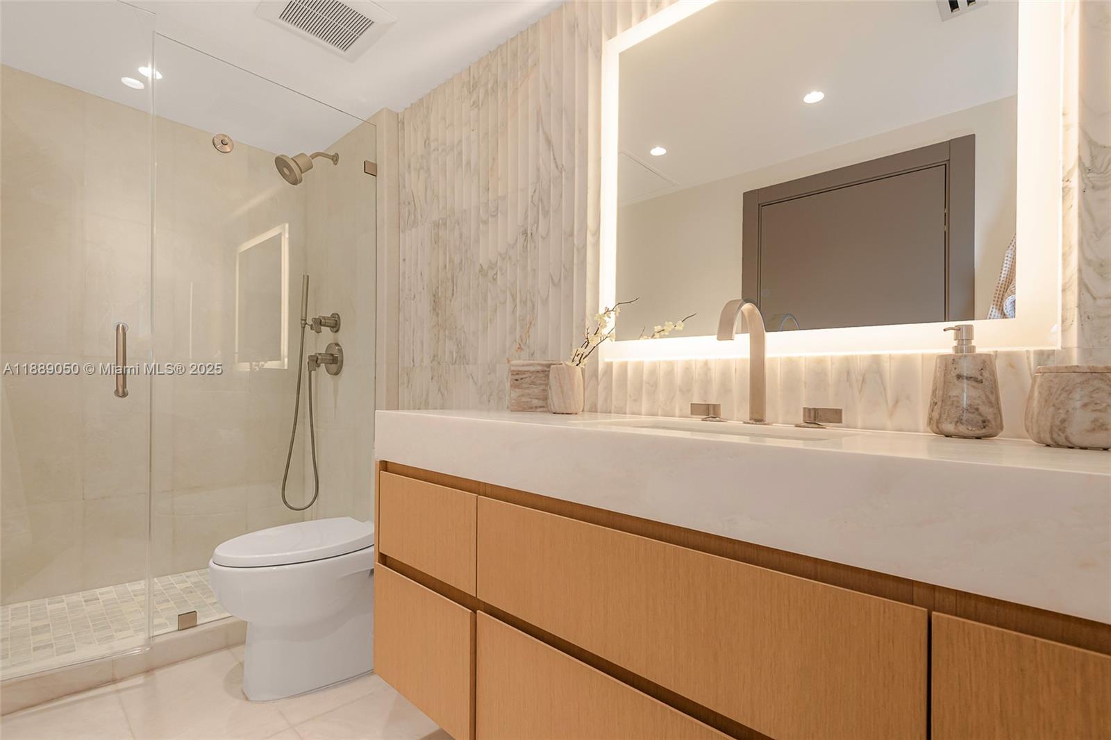 RONEY PALACE CONDO - Residential Lease