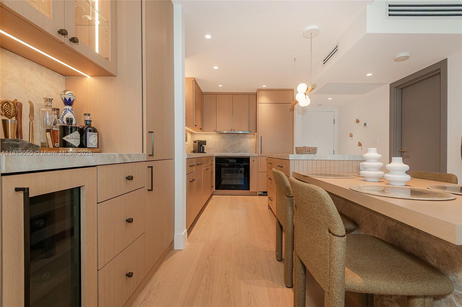 RONEY PALACE CONDO - Residential Lease