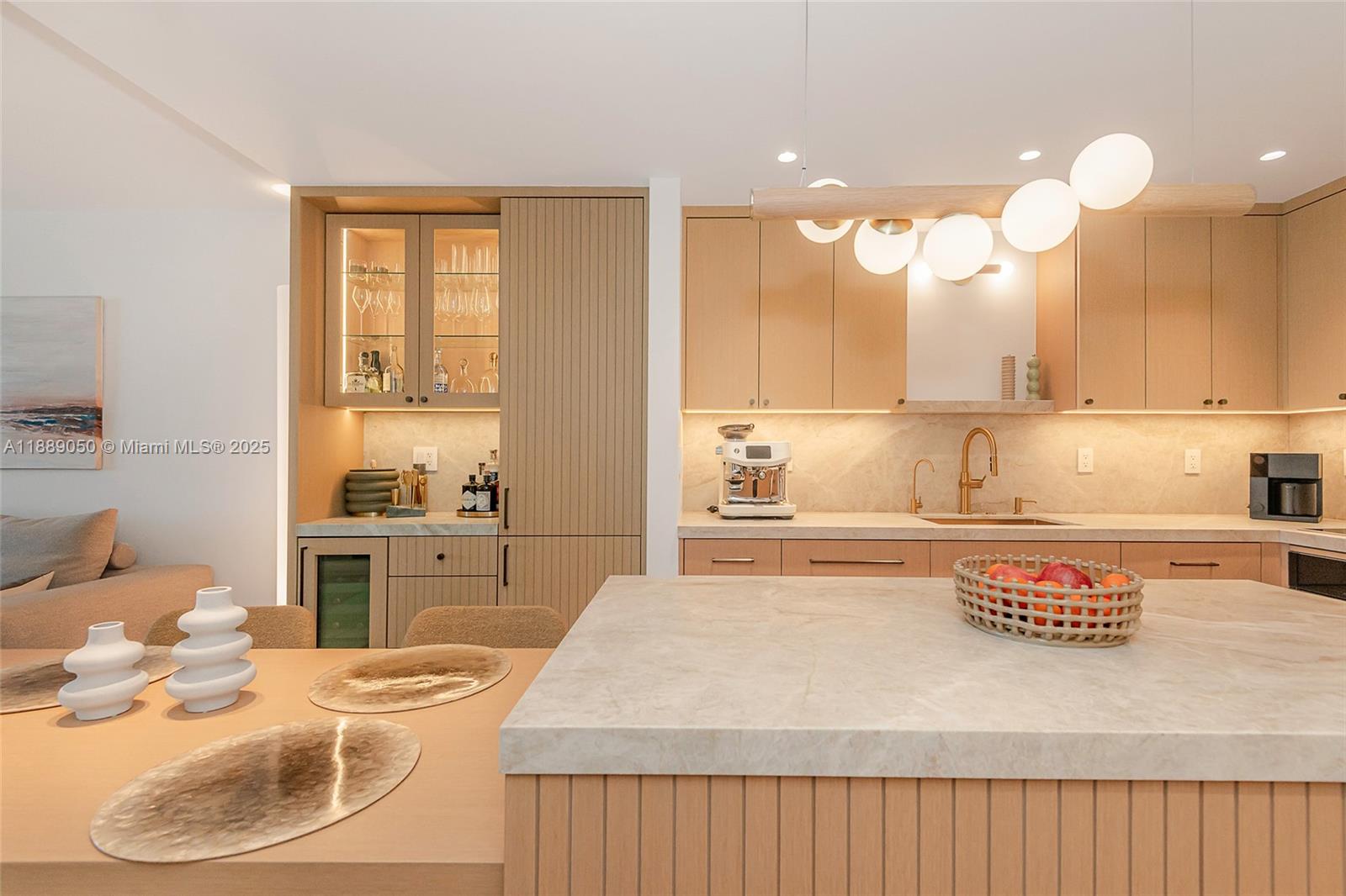 RONEY PALACE CONDO - Residential Lease