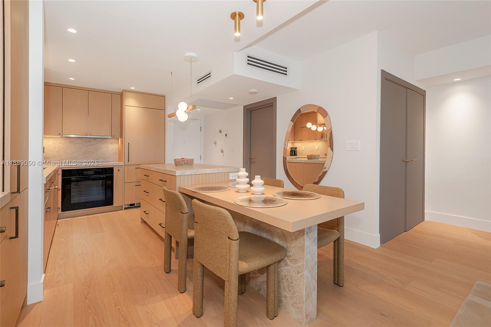RONEY PALACE CONDO - Residential Lease