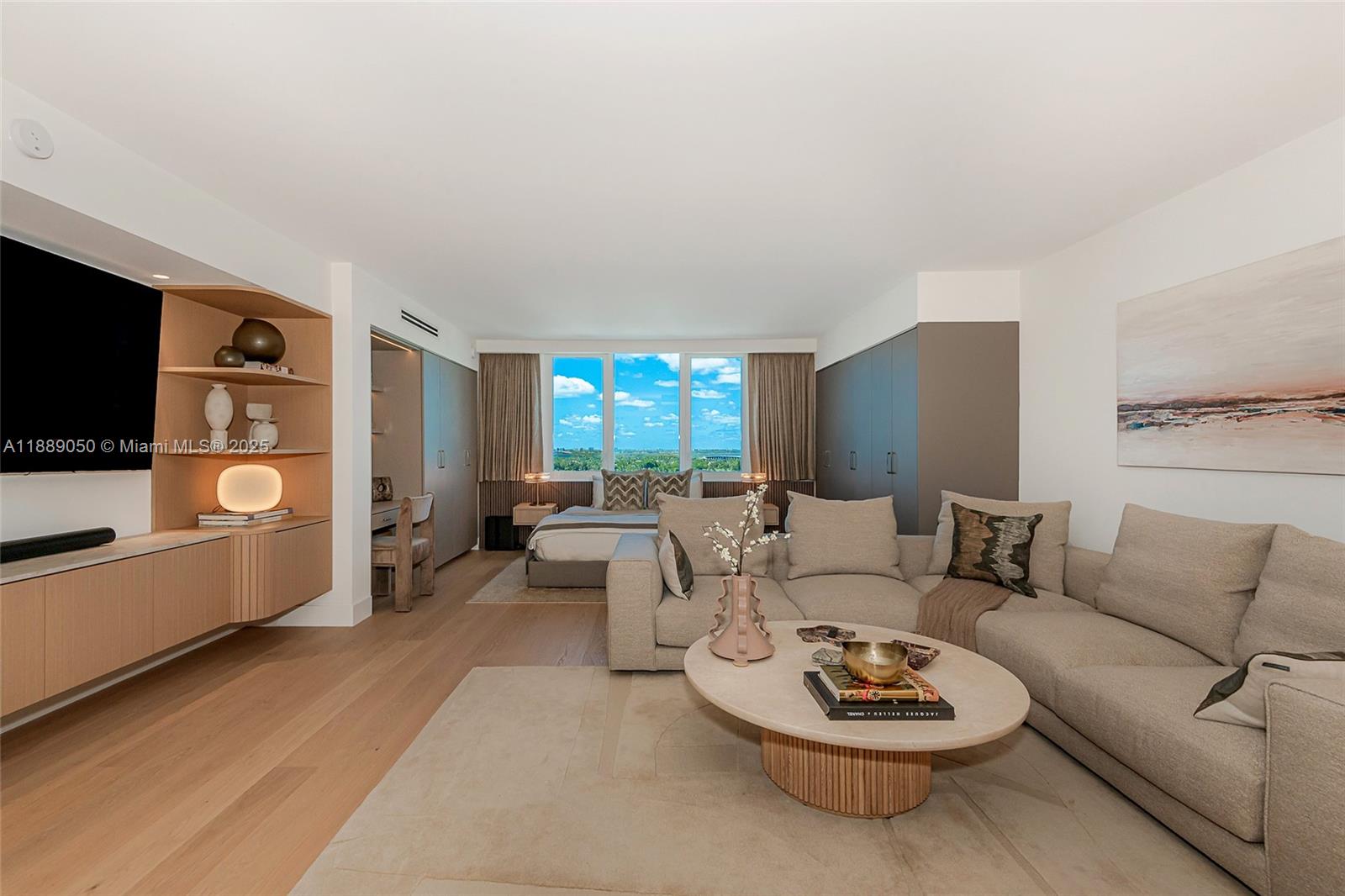 RONEY PALACE CONDO - Residential Lease