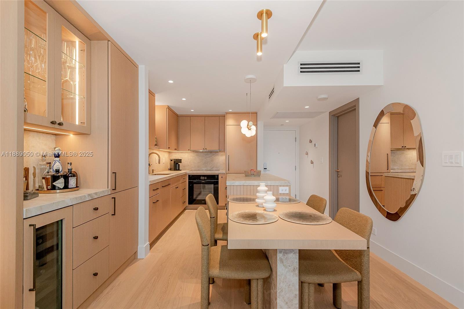 RONEY PALACE CONDO - Residential Lease