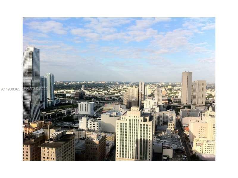 50 BISCAYNE CONDO - Residential