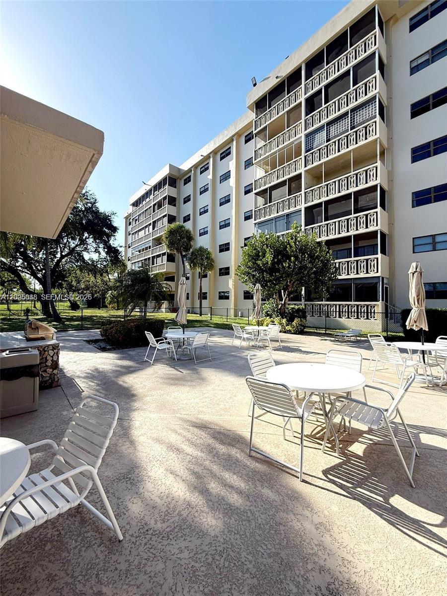 CANONGATE CONDO NO ONE - Residential