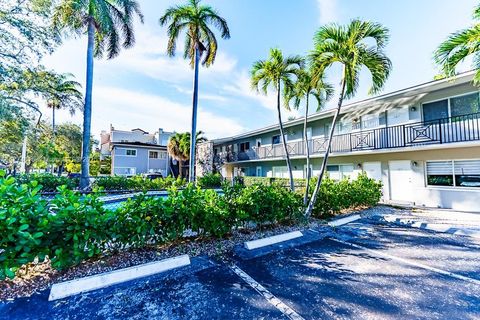 95 Edgewater Dr 105 Coral Gables FL 33133
