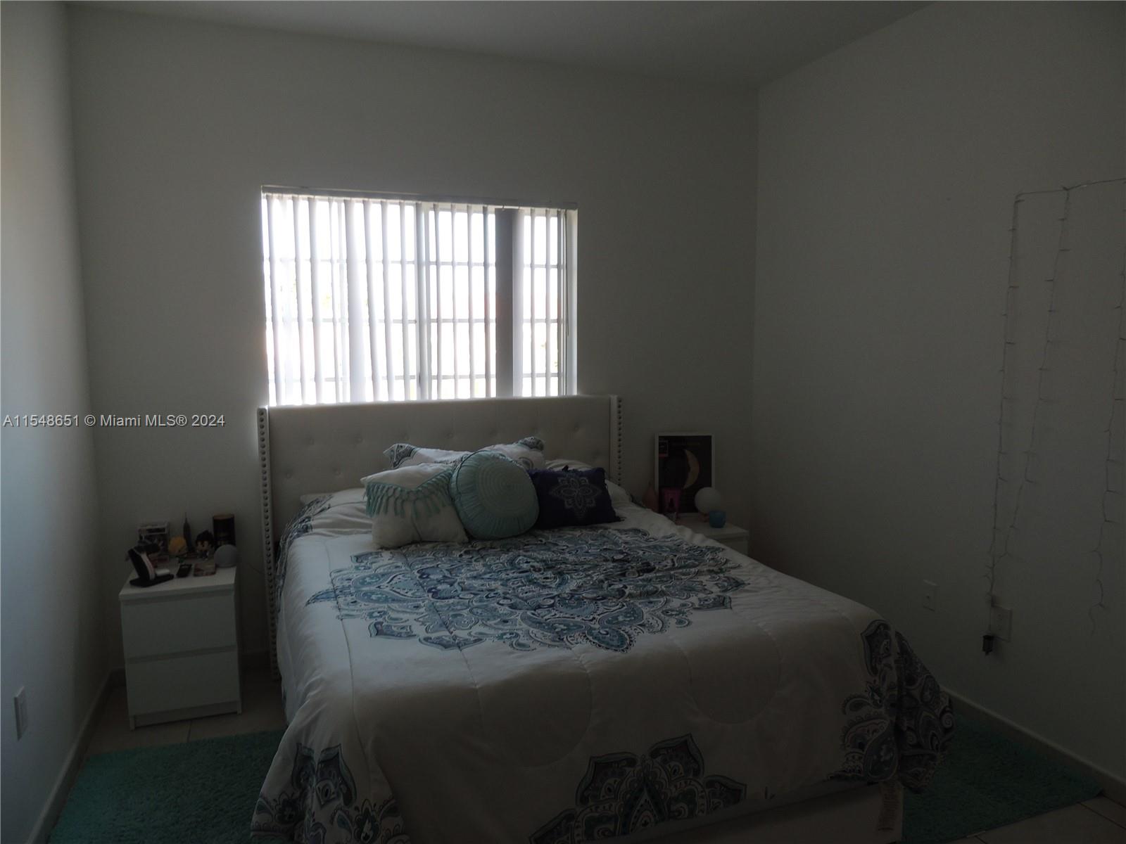 PALM GARDENS AT DORAL CON - Residential Lease