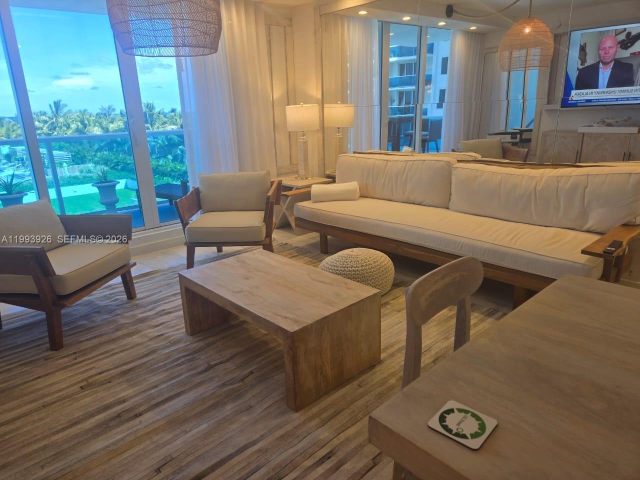 RONEY PALACE CONDO - Residential Lease