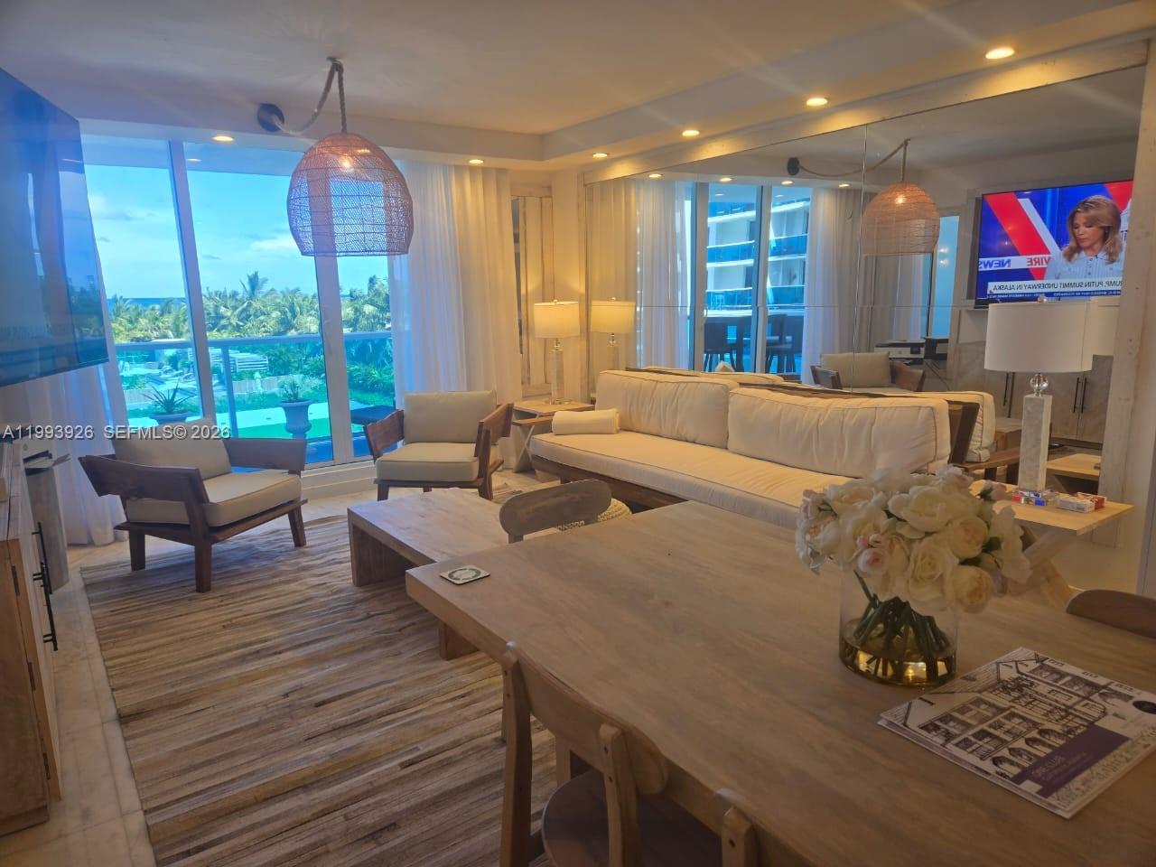 2301 Collins Ave 439