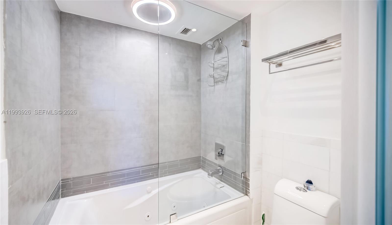 RONEY PALACE CONDO - Residential Lease