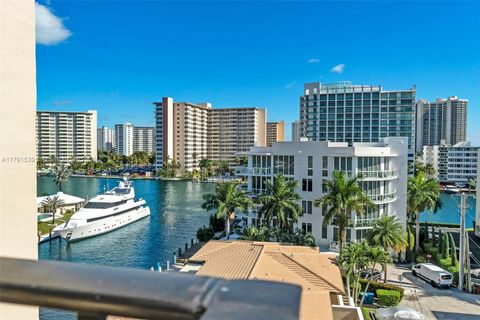 2881 NE 33rd Ct 7E Fort Lauderdale FL 33306