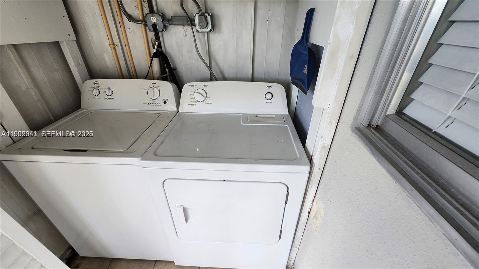 KINGS POINT FLANDERS COND - Residential