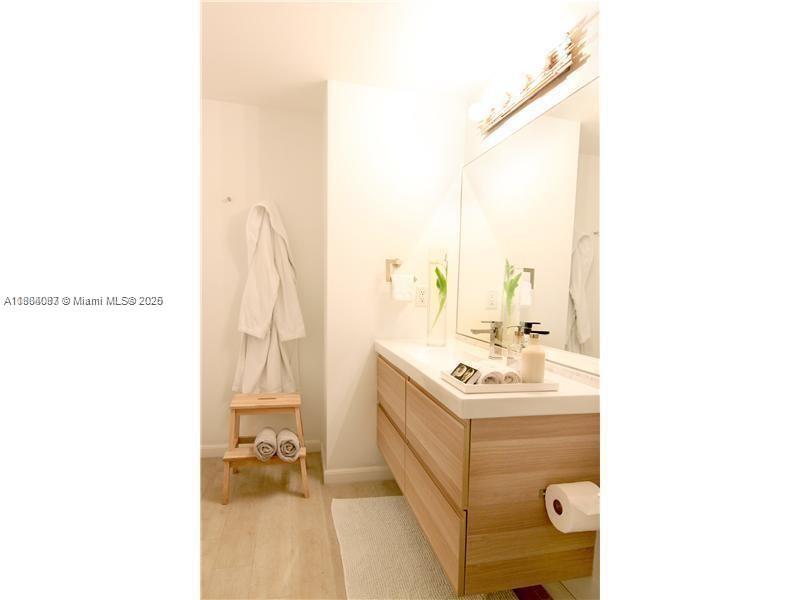 VUE AT BRICKELL CONDO - Residential